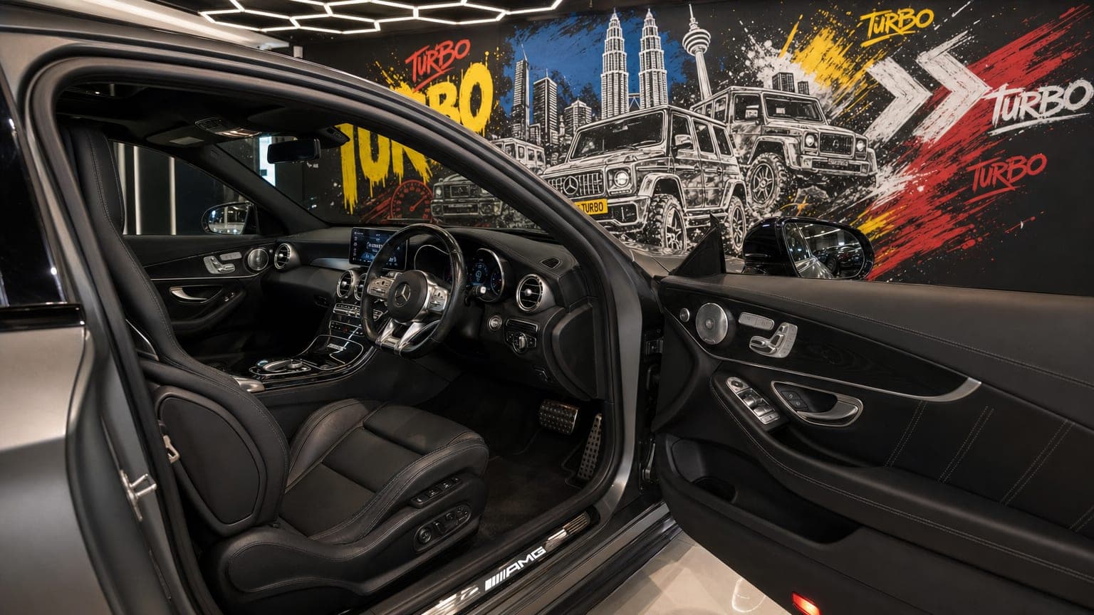 Mercedes-Benz AMG C 63 S, photograph 2 of 3