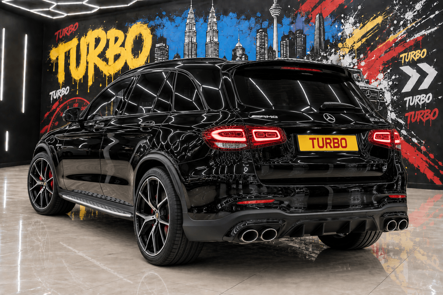 Mercedes-Benz AMG GLC 43, photograph 2 of 2